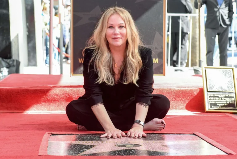 christina applegate disease