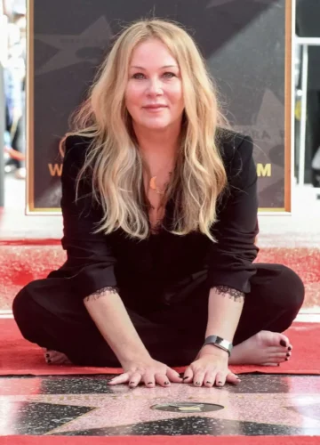 christina applegate disease